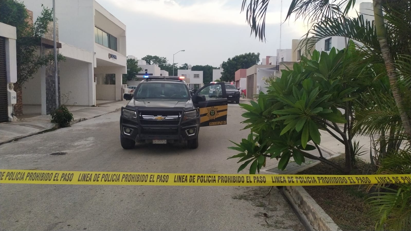 Hallan muerta a una pareja dentro de su casa en Mérida: EN VIVO