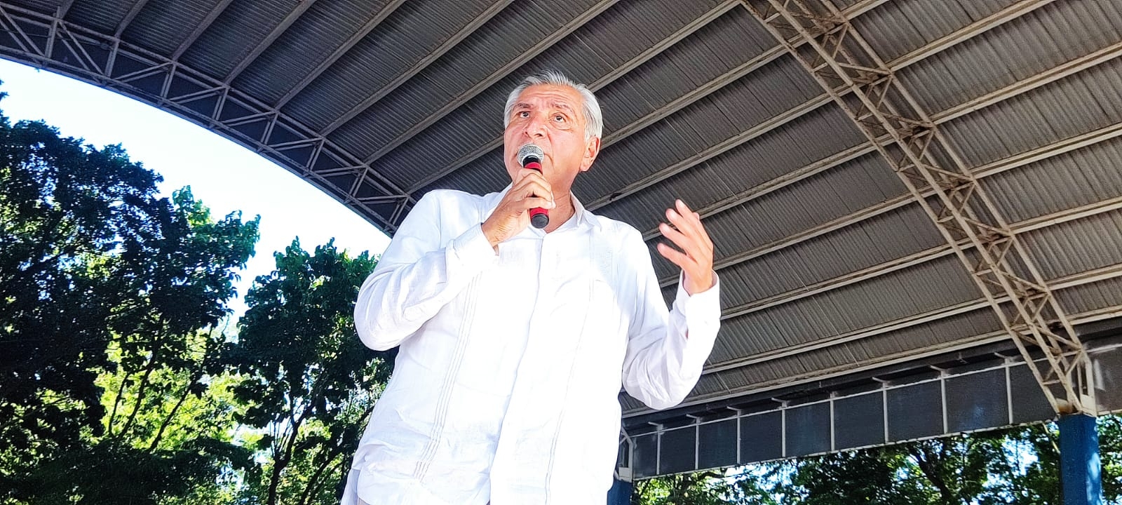 Adán Augusto sostuvo un encuentro con simpatizantes de Morena en Playa del Carmen