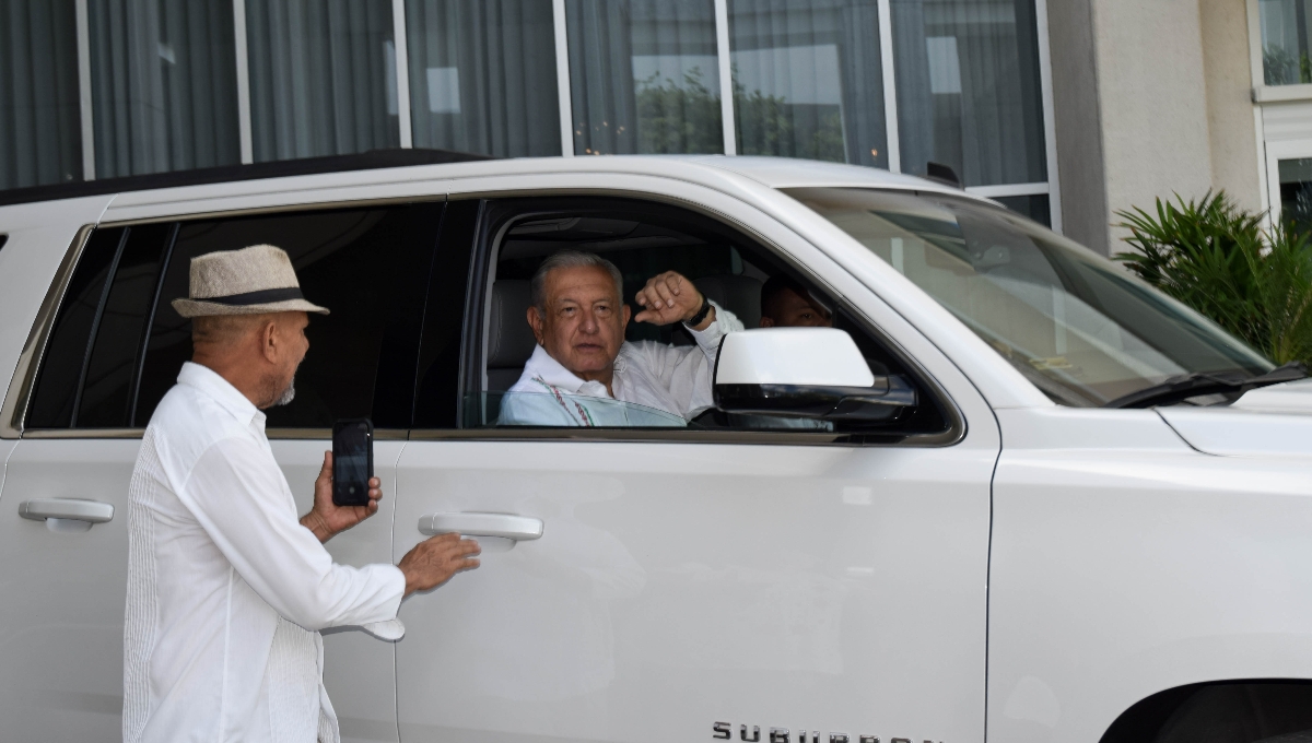 AMLO sobrevoló en tres días mil 554 km del Tren Maya