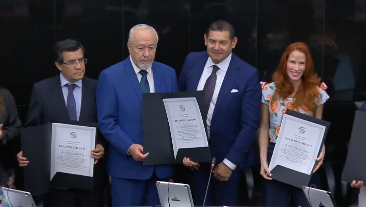 Por Esto! recibe reconocimiento a su labor periodística en el Senado de la República