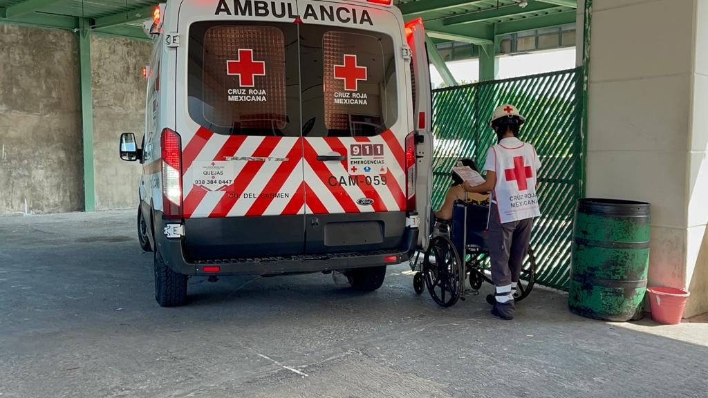La mujer fue trasladada al Hospital General de Ciudad del Carmen