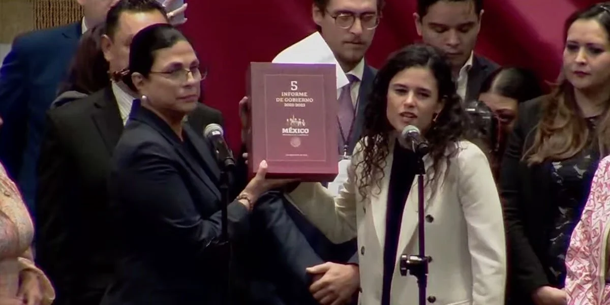 Luisa María Alcalde hace historia y entrega el Quinto Informe de Gobierno de AMLO al Congreso