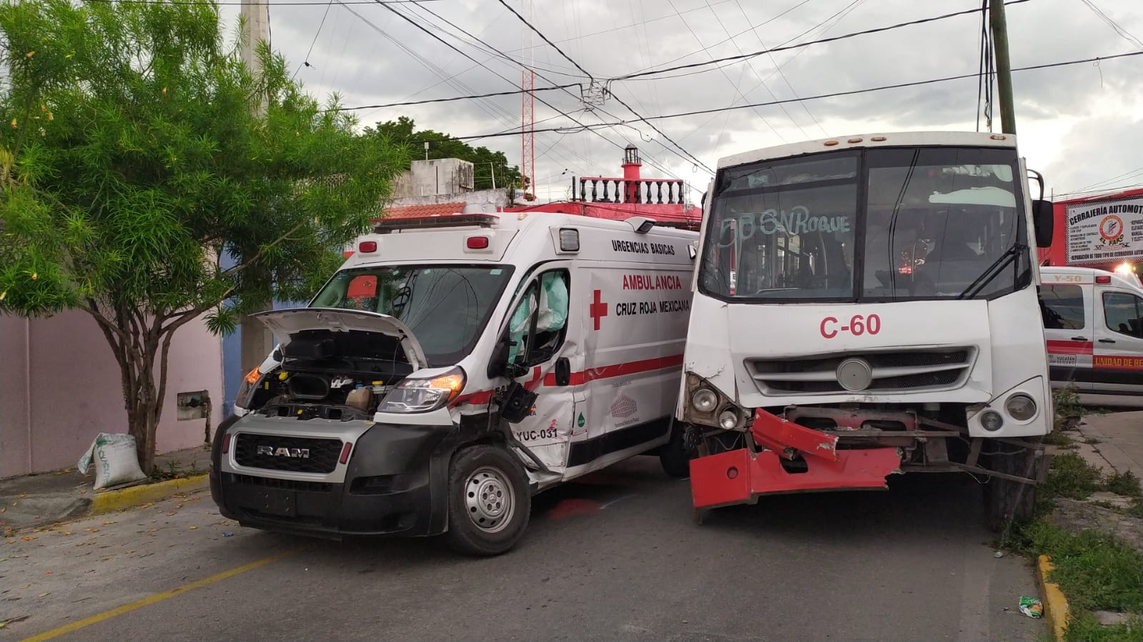 Se reportan ocho personas heridas en el accidente