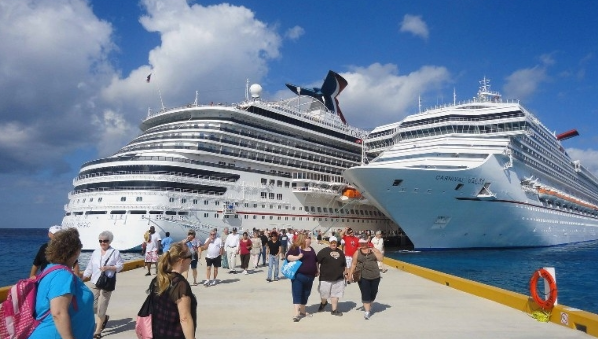 Cruceros invitan a cozumeleños a zarpar; ofrecen vacantes para trabajar en barcos