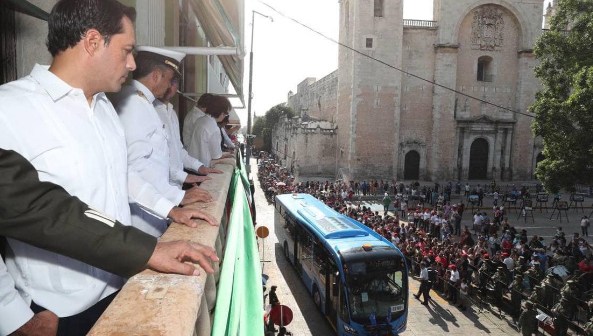 IE-TRAM y Va y Ven brillan durante el Desfile Cívico Militar en Mérida: FOTOS