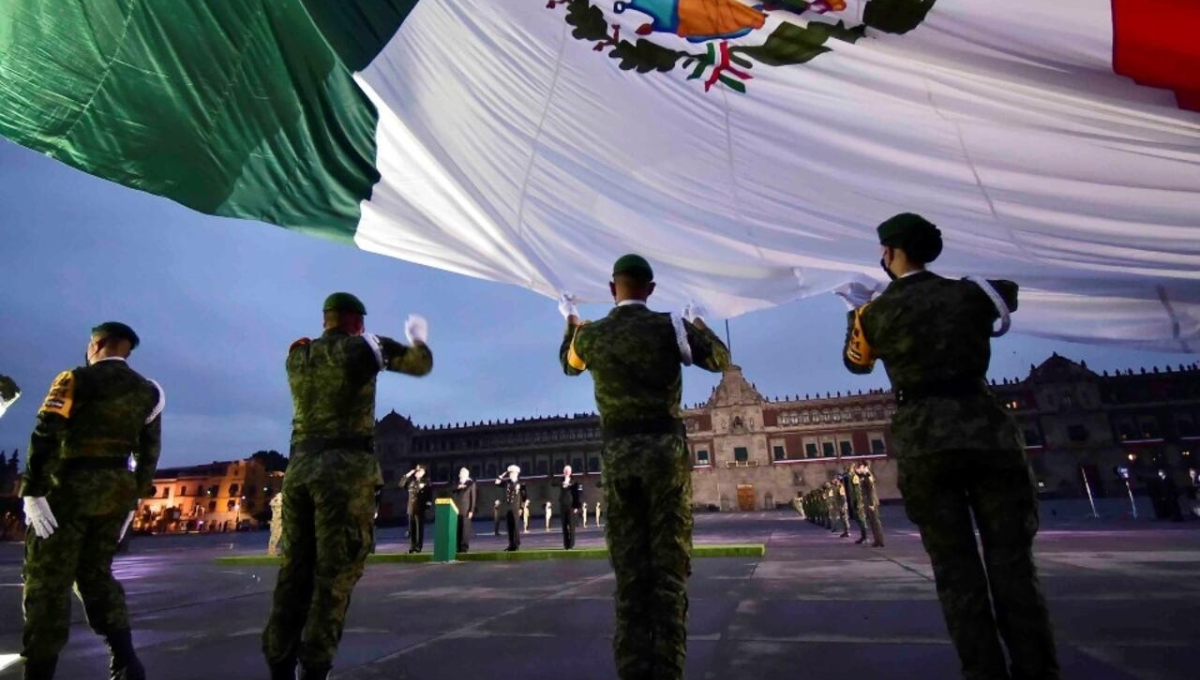 El presidente Andrés Manuel López Obrador, encabezará el homenaje a las vístimas de los sismos de 1985 y 2017 en la Plaza de la Constitución