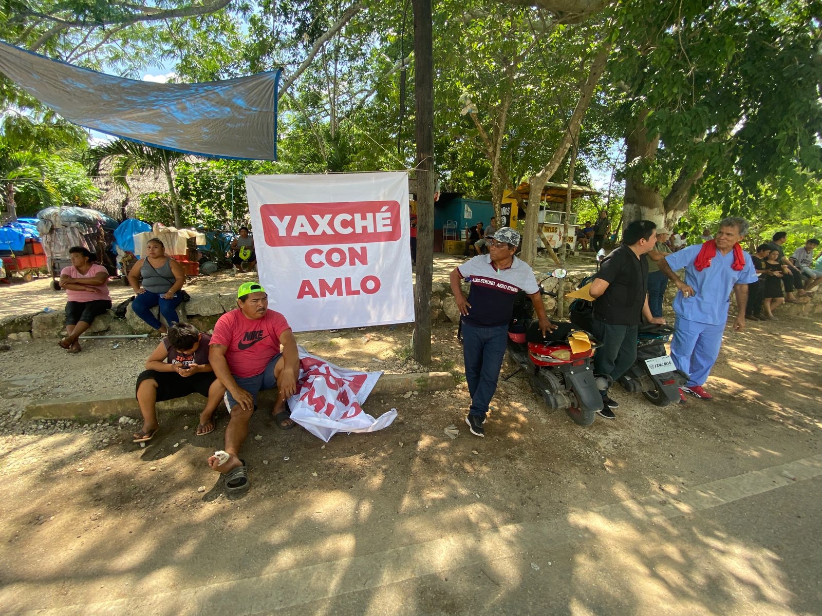 Pobladores de Yaxché esperan la llegada de AMLO a Chichén Itzá