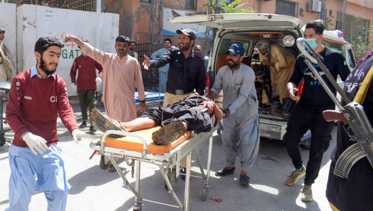 Atentado en Pakistán, deja un saldo preliminar de 52 muertos