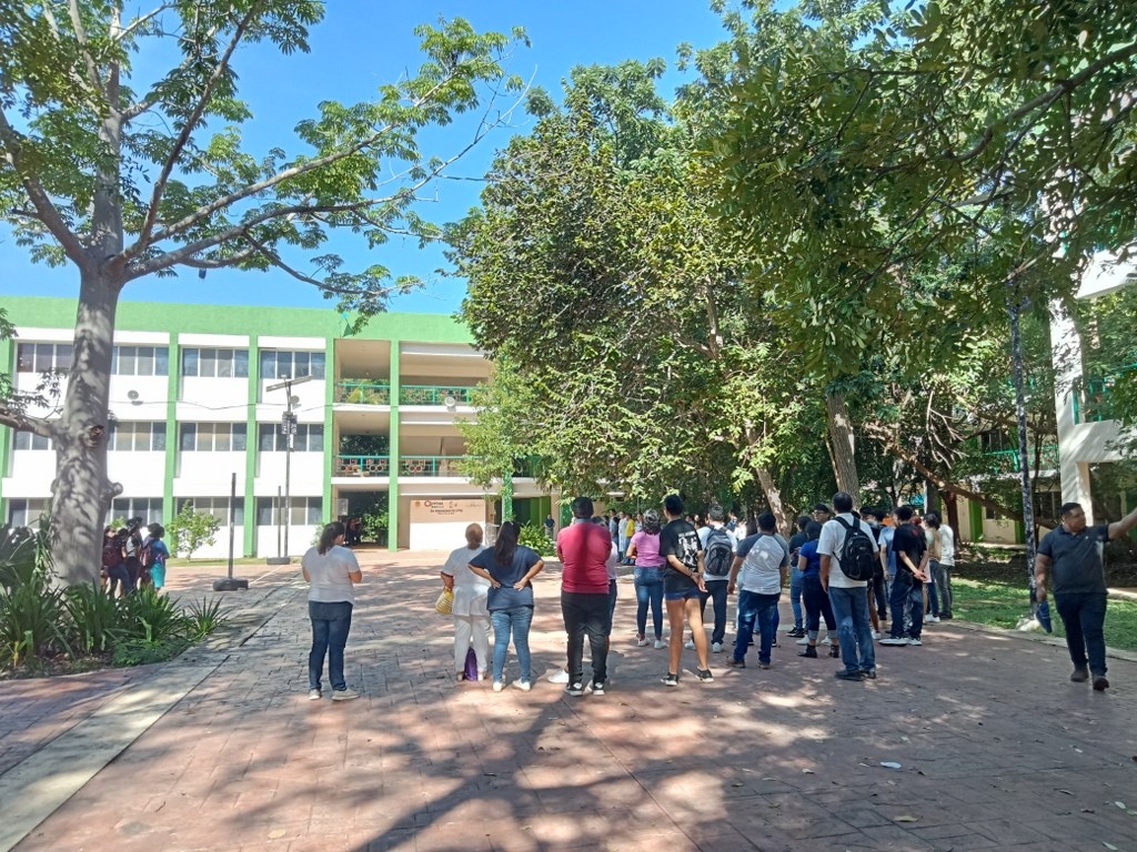 Detiene 'fuga de cerebros' de la Universidad Intercultural Maya de Quintana Roo