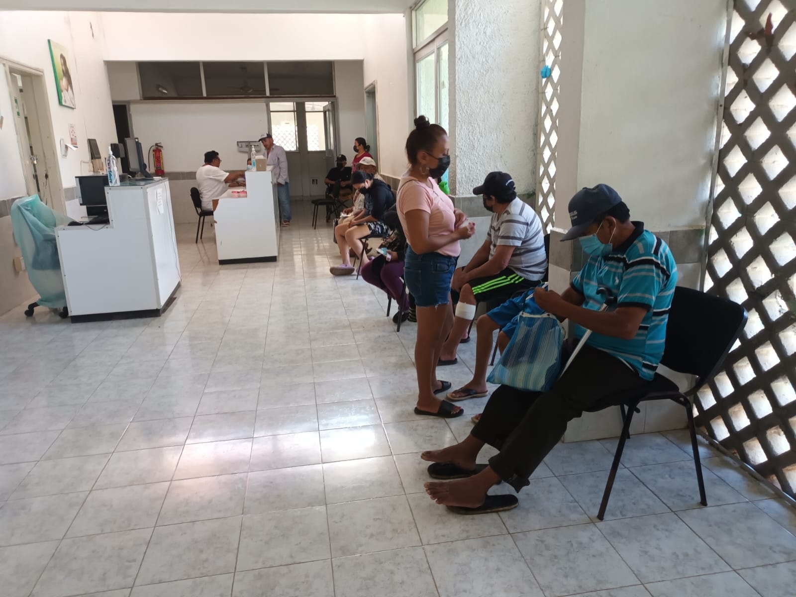 Pobladores con síntomas de dengue en Sinanché no acuden al médico; aseguran tener miedo