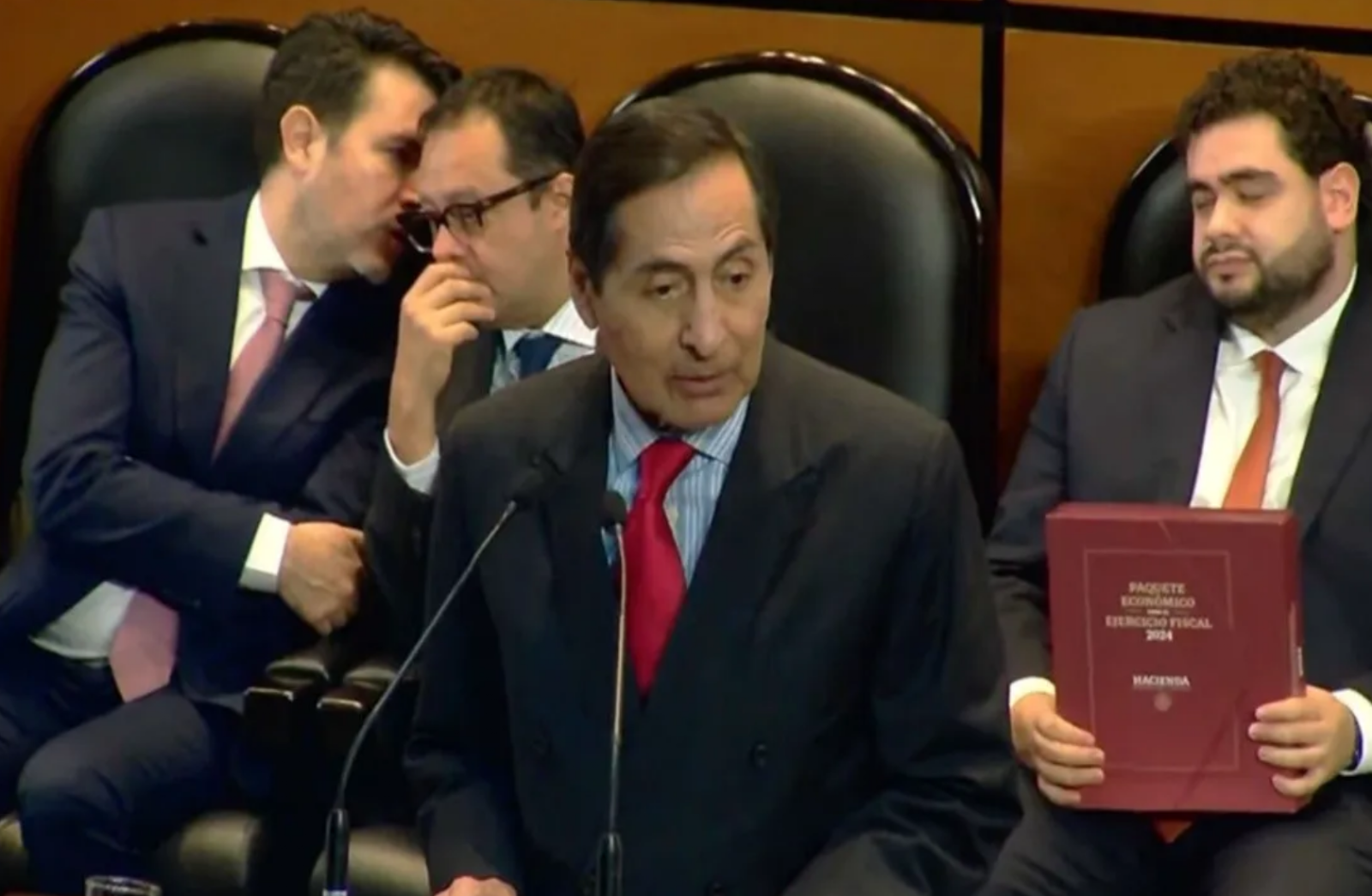 Rogelio Ramírez de la O cumplió este día ante el Congreso