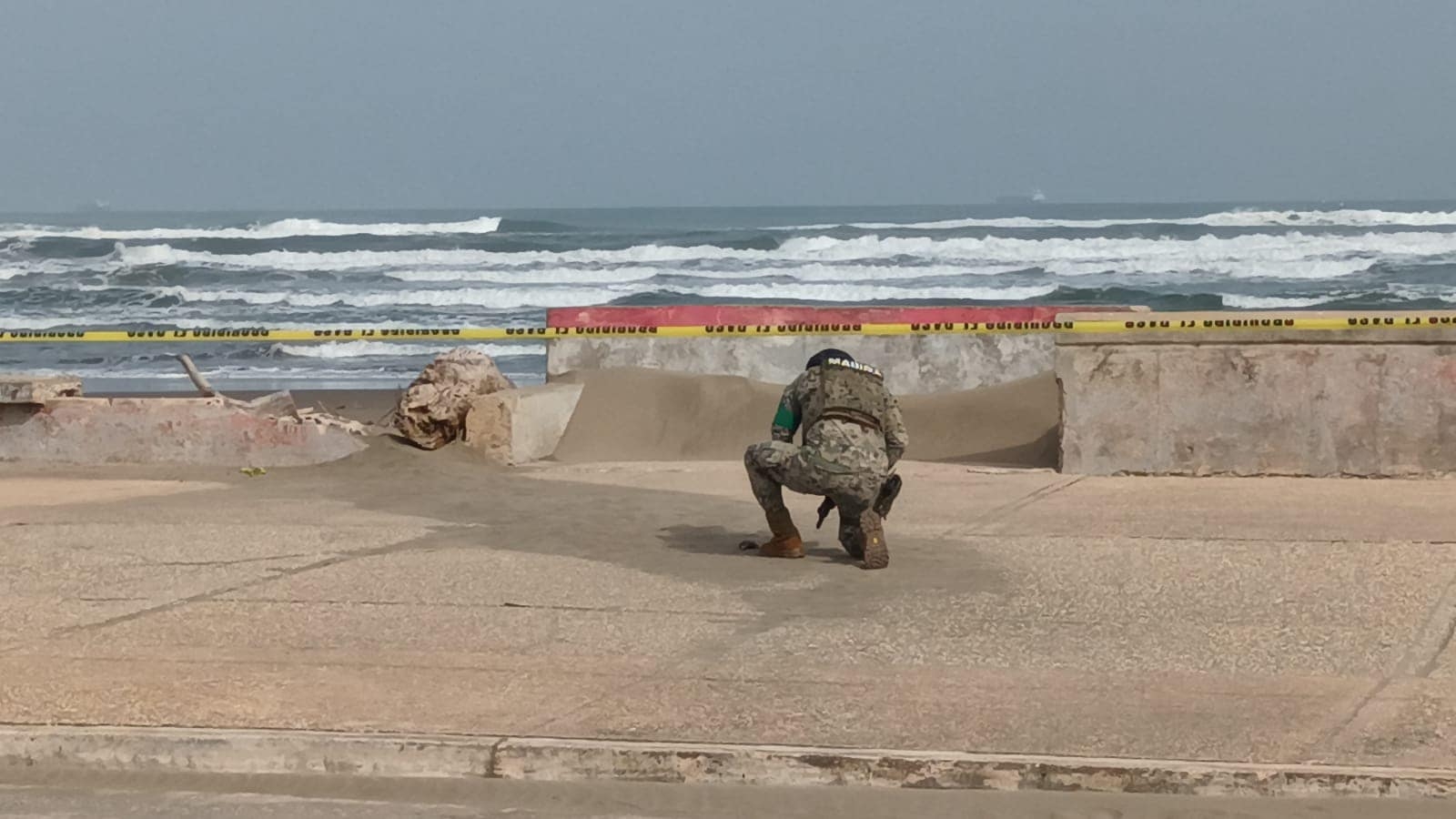 La granada casera fue retirada del malecón de Coatzacoalcos