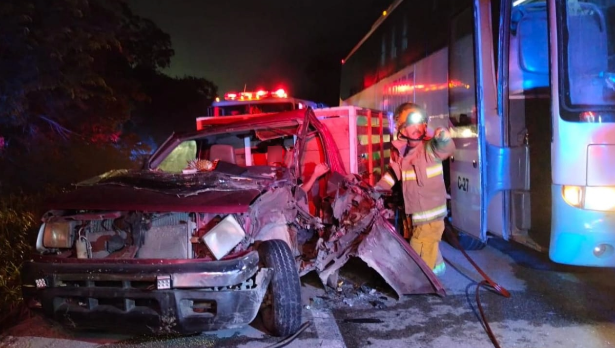 Persona queda prensada luego de chocar en Felipe Carrillo Puerto