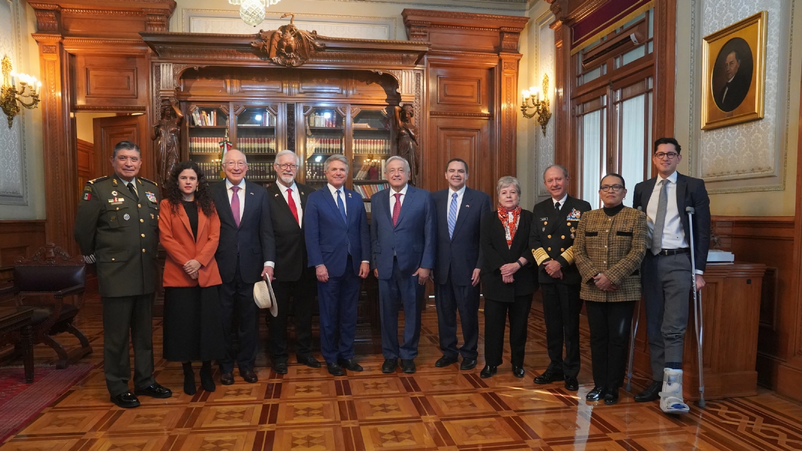 AMLO se reúne con con congresistas de Estados Unidos en Palacio Nacional