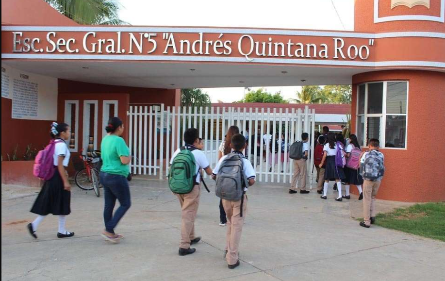 ¿Cuándo inician clases los alumnos en Cancún?