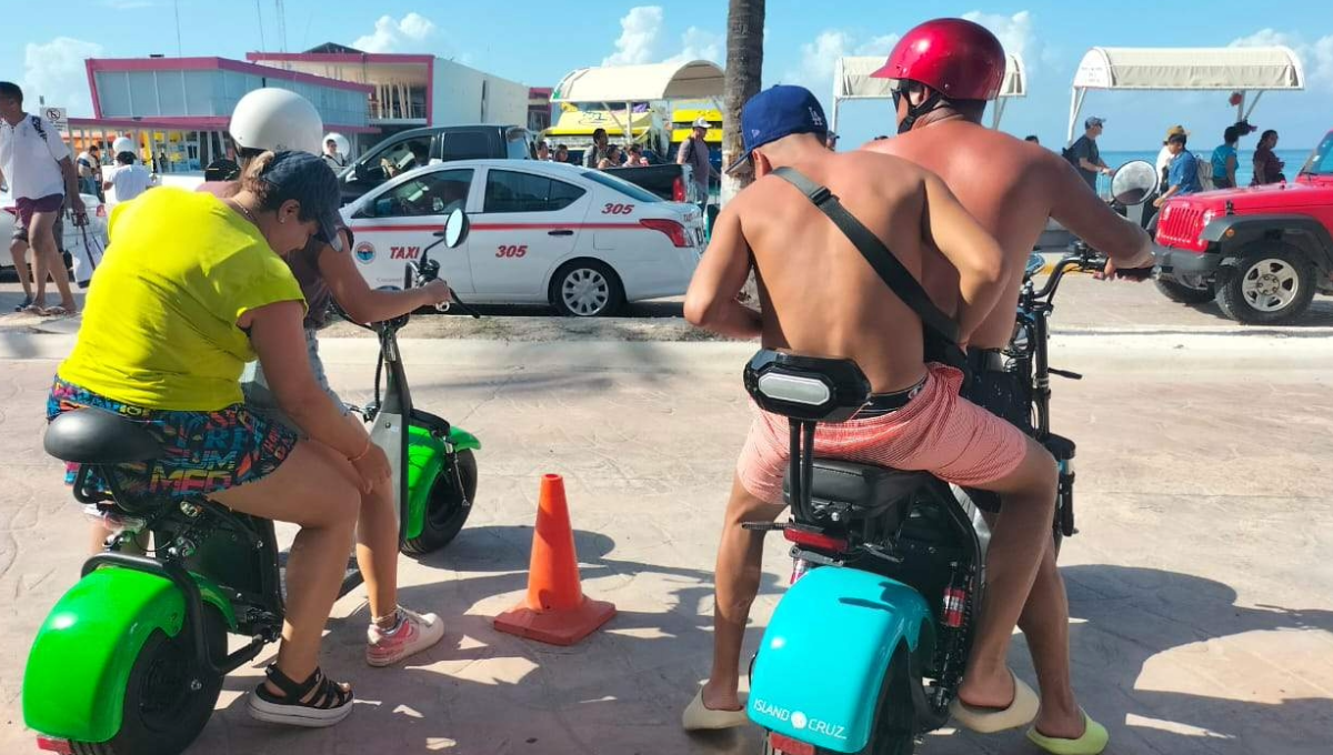 Los turistas optan por la rente de motos debido a sus precios