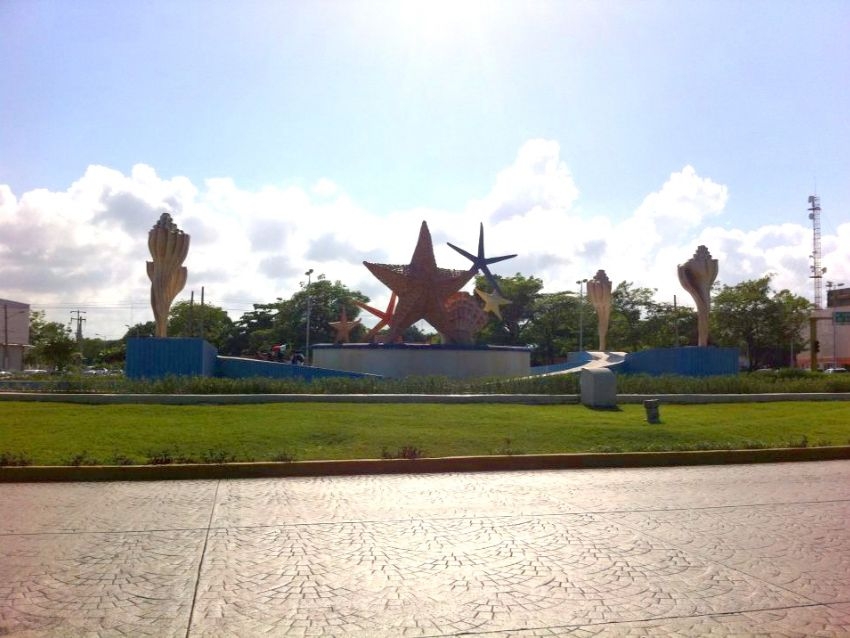 Del Ceviche a la Licuadora, los monumentos más peculiares de Cancún