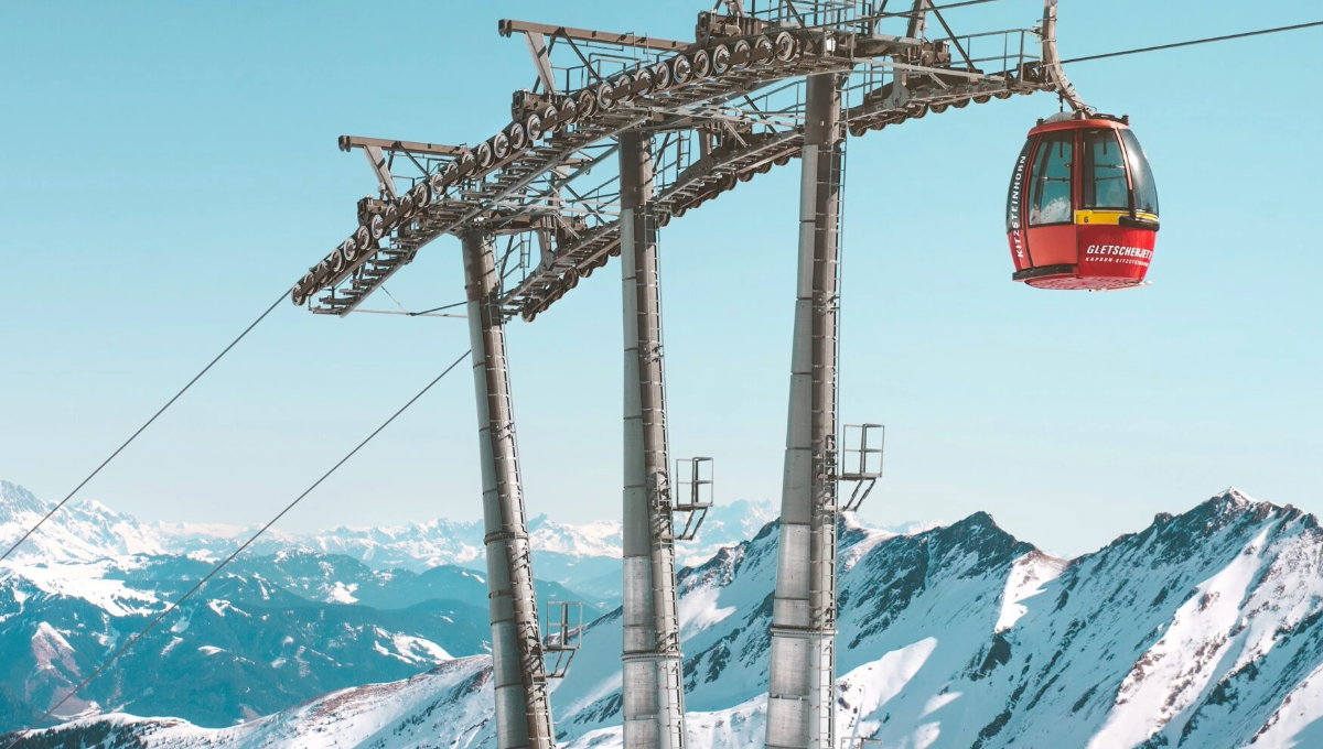 Teleférico de Austria cae de 10 metros de altura; hay cuatro personas lesionadas