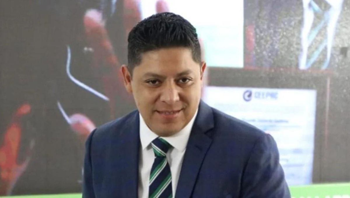 El INE instruyó al gobernador de San Luis Potosí, Ricardo Gallardo, a mantener una "prudencia discursiva" en sus apariciones públicas