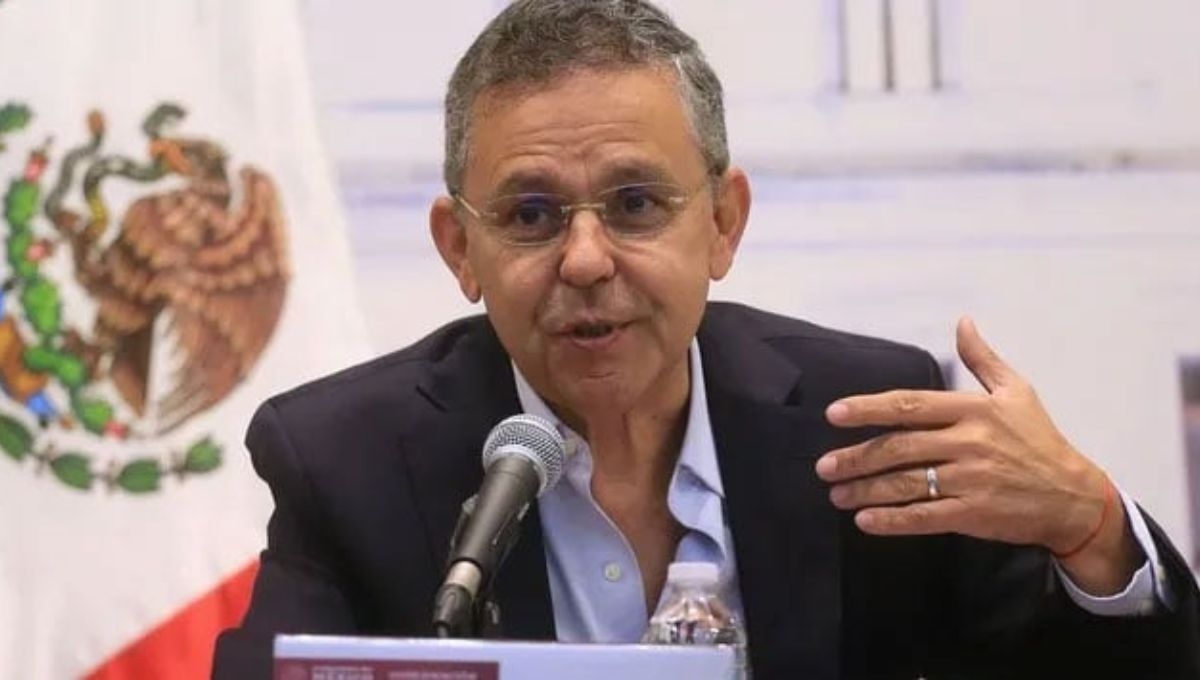 César Yáñez  ha participado activamente como vocero en las tres candidaturas presidenciales de Andrés Manuel López Obrador