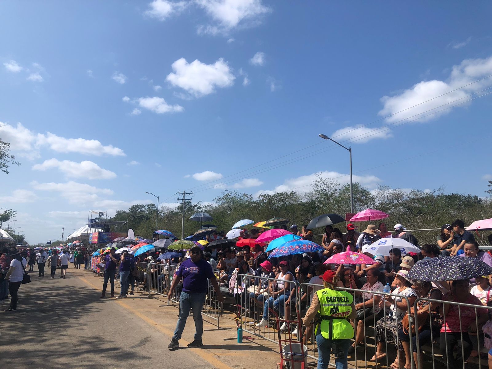 Se registra gran afluencia de personas en el último desfile del Carnaval de Mérida