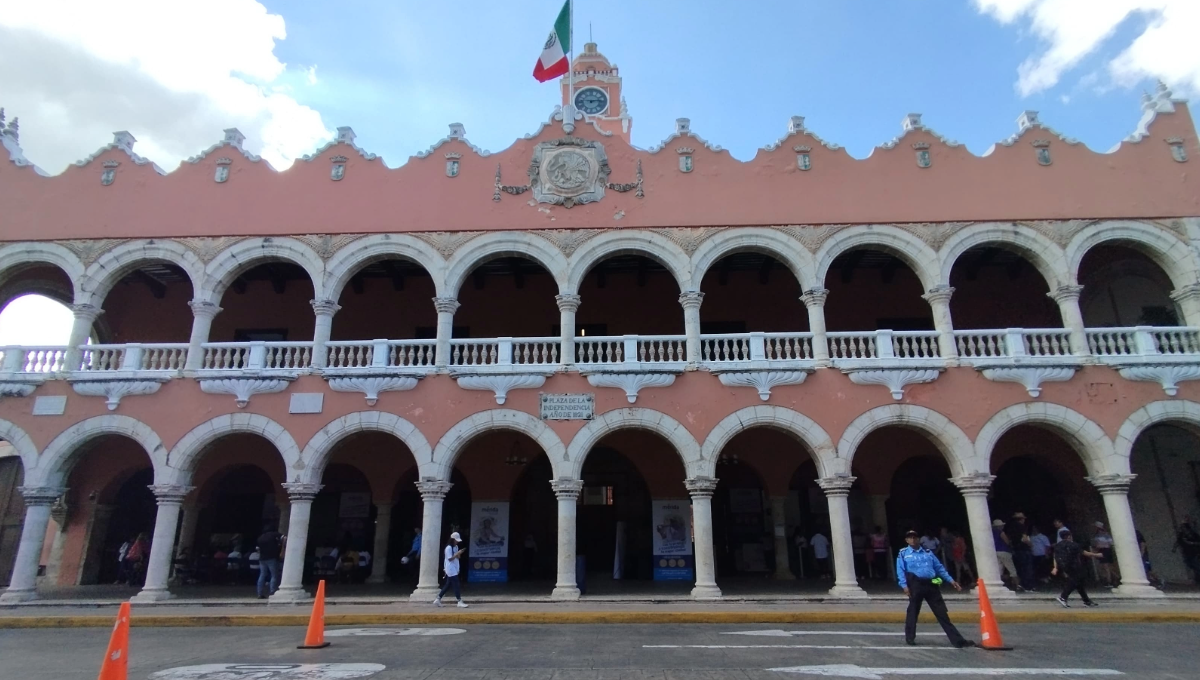 Ayuntamiento de Mérida aumenta gastos del 238% en servicios de comunicación y publicidad