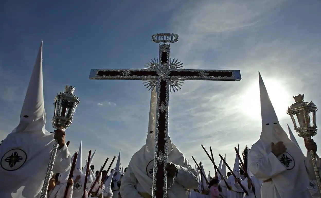 ¿Se trabaja en Semana Santa?: Esto dice la Ley del Trabajo sobre el Jueves y Viernes Santo