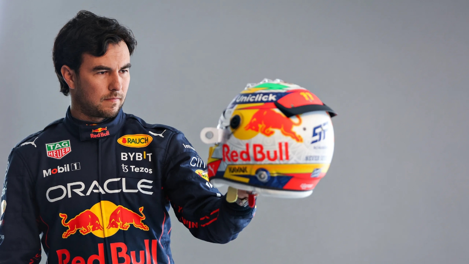 Checo Pérez podría renovar contrato con Red Bull para 2025 si cumple esta condición