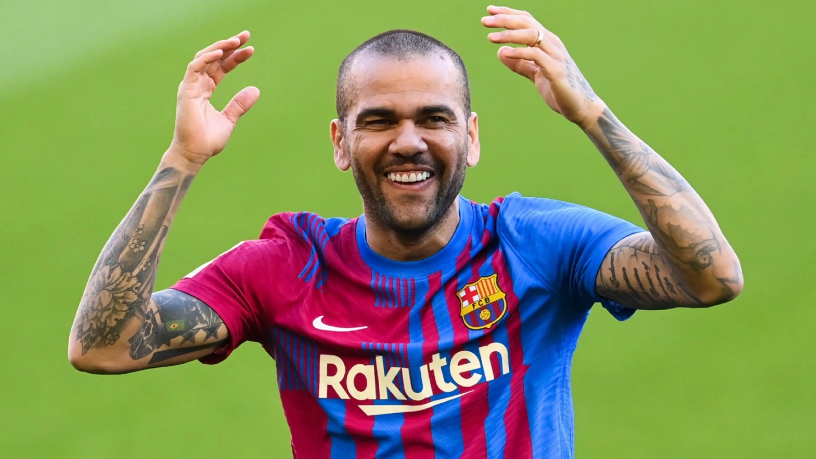 Dani Alves vuelve a la lista de 'Leyendas del Barcelona' pese a ser declarado culpable de abuso sexual