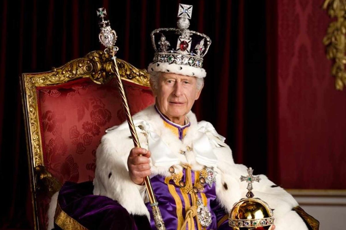 El Rey Carlos III suma una multimillonaria fortuna