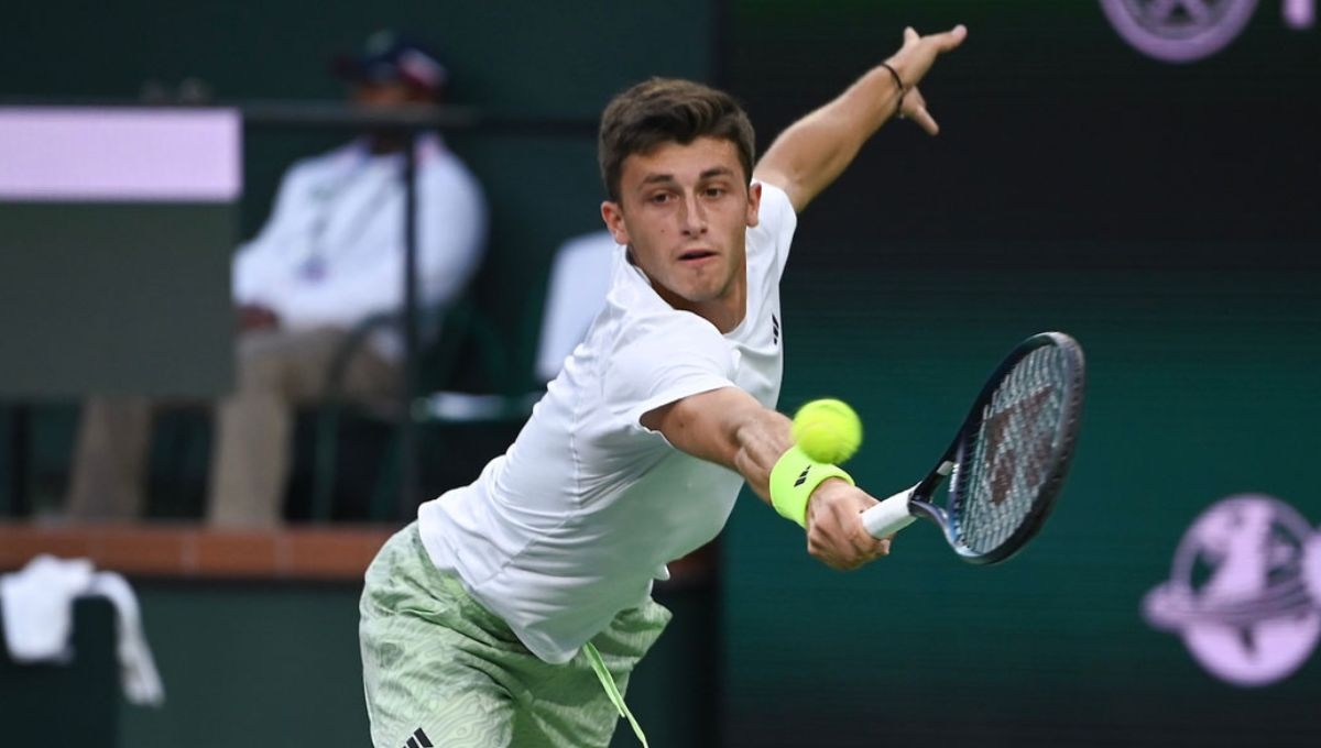 ¡Sorpresa en Indian Wells! Luca Nardi, que entró como 'lucky loser', elimina a Novak Djokovic