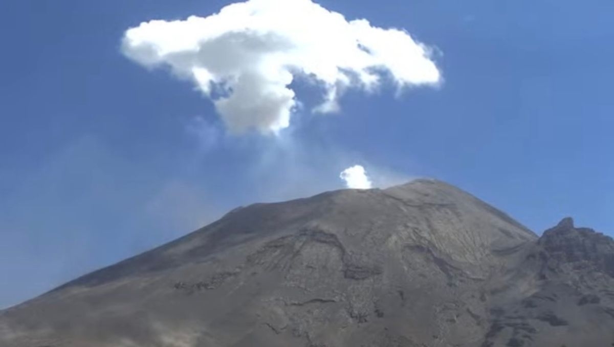 Volcán Popocatépetl acumula 83 exhalaciones entre el 18 y 19 de marzo