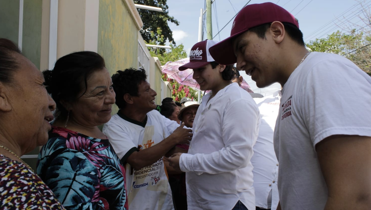 Muchos de los habitantes preguntaron por la salud del candidato