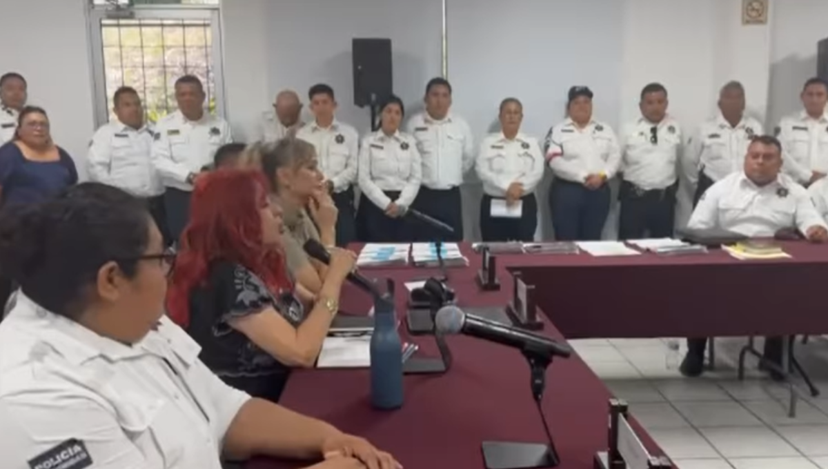 Gobernadora de Campeche, Layda Sansores se reúne con elementos de la Policía Estatal