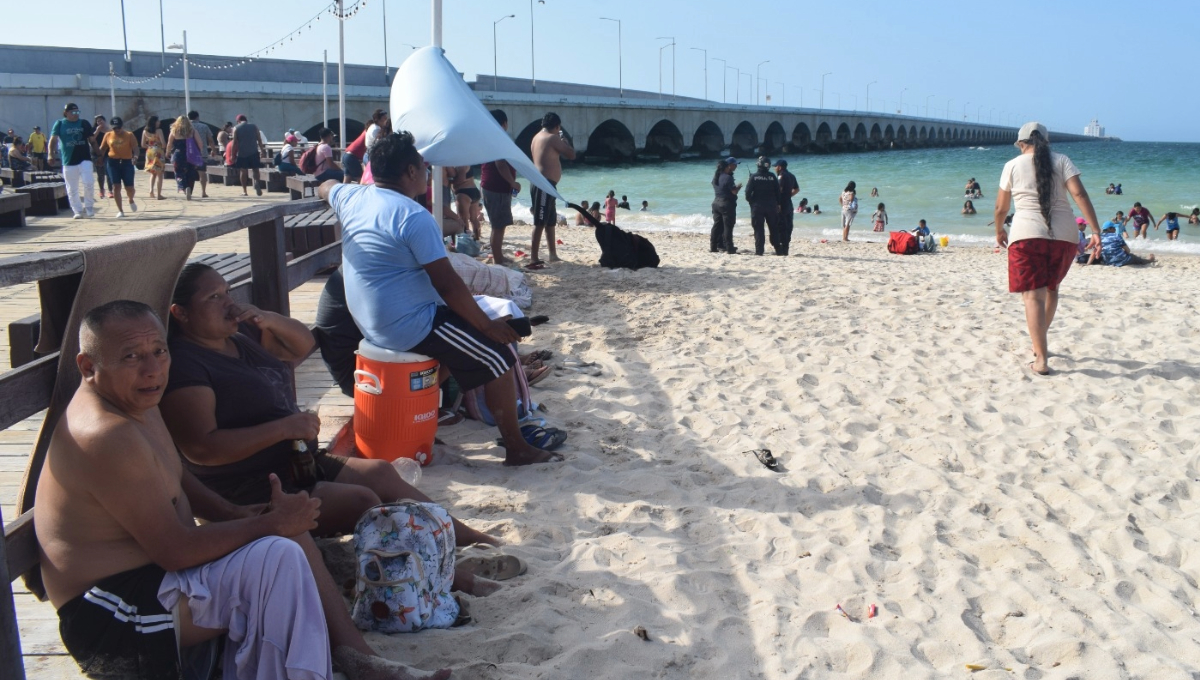 Menor se extravía en plena playa en Progreso