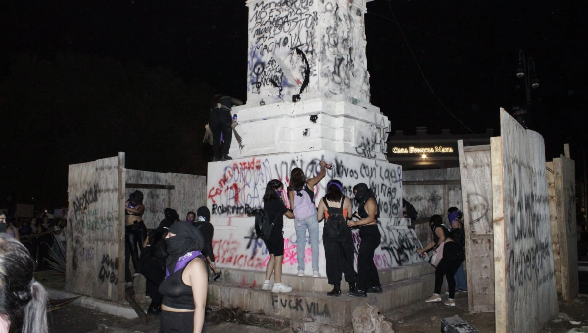 Así se vivió la marcha de más 50 mil mujeres por el 8M en el Paseo de Montejo en Mérida: GALERÍA