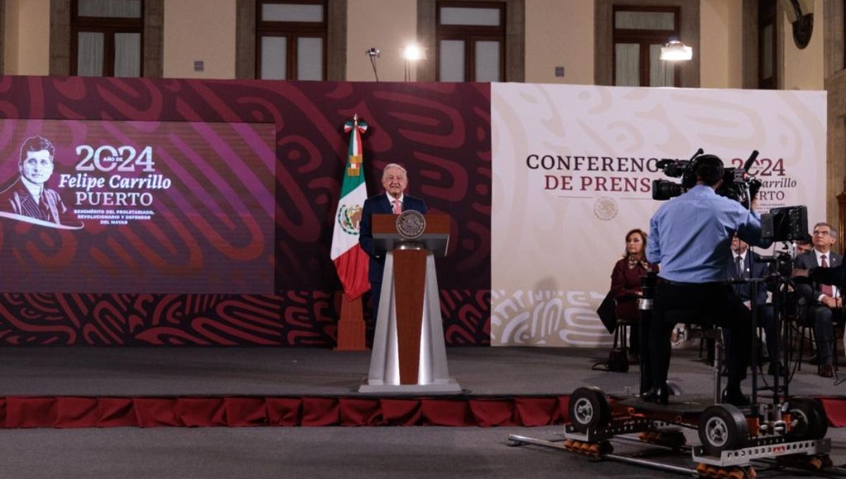 Andrés Manuel López Obrador encabeza este viernes 12 de abril, la conferencia mañanera desde Palacio Nacional