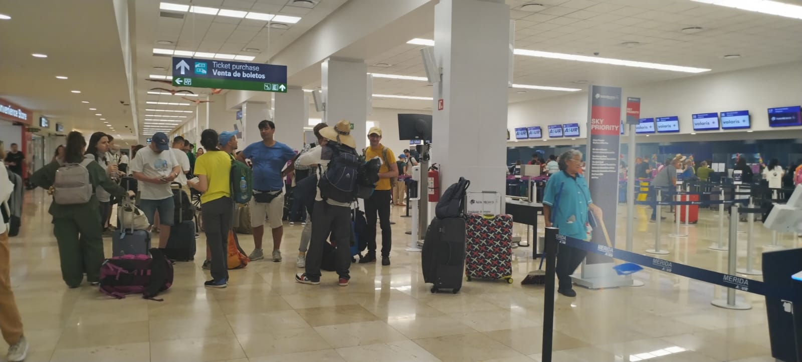 VivaAerobus retrasa casi dos horas el vuelo CDMX-Mérida
