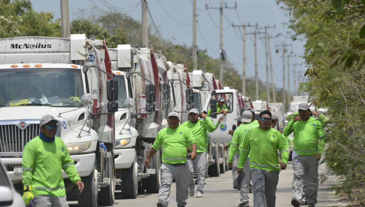 Una hora más tarde tomaron la decisión de bloquear el acceso a la celda, utilizando llantas y piedras.