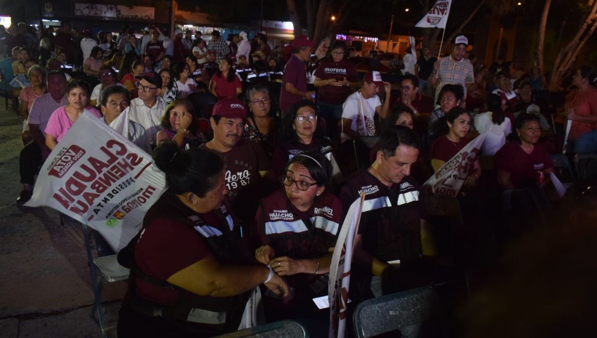 Así luce la reunión de los simpatizantes en Mérida