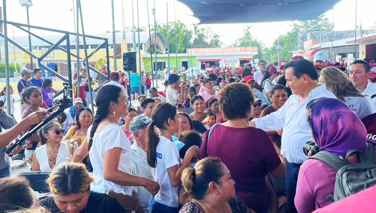 Joaquín Díaz Mena pide voto de confianza a la 4T en Sudzal, Yucatán