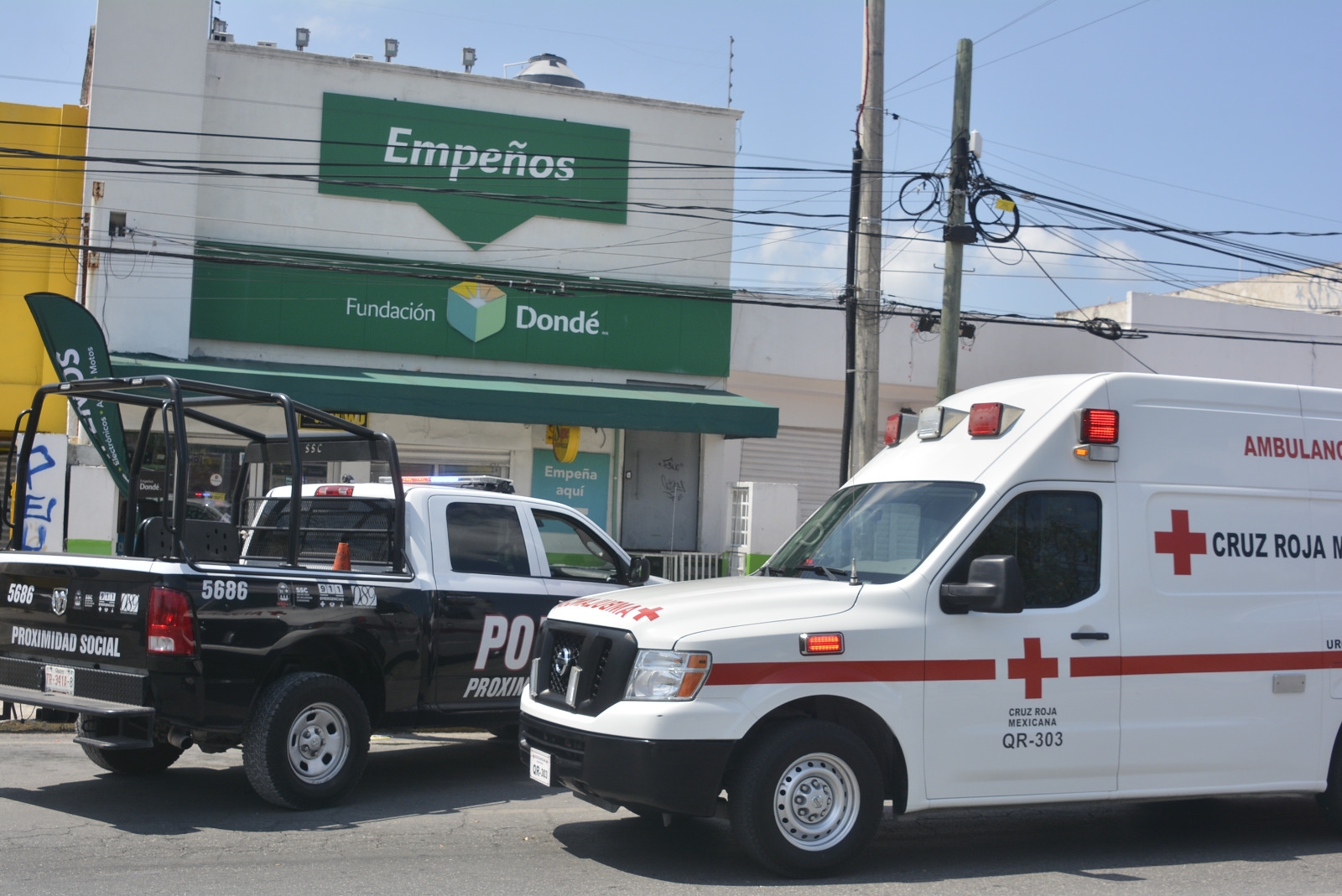 Los dos hombres huyeron de la casa de empeño de Cancún sin ser detenidos