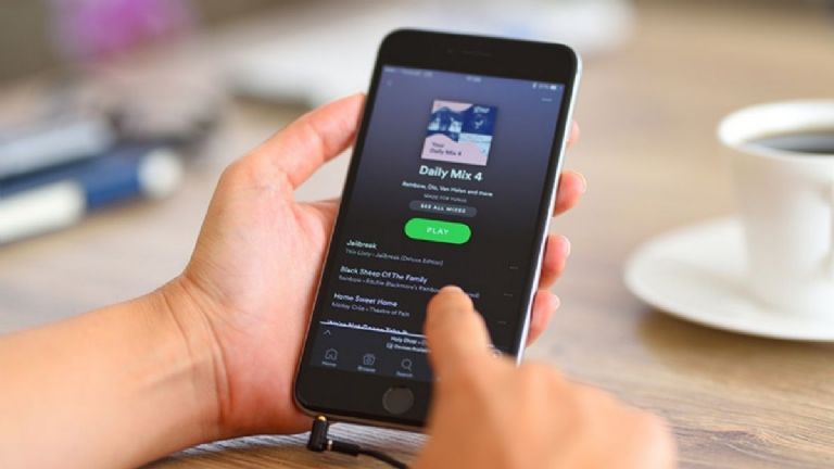 Alertan de nueva estafa a usuarios de Spotify que roba dinero en segundos.