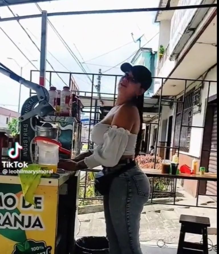 Vendedora De Jugos Enamora A Miles De Usuarios En Tiktok Video Poresto 