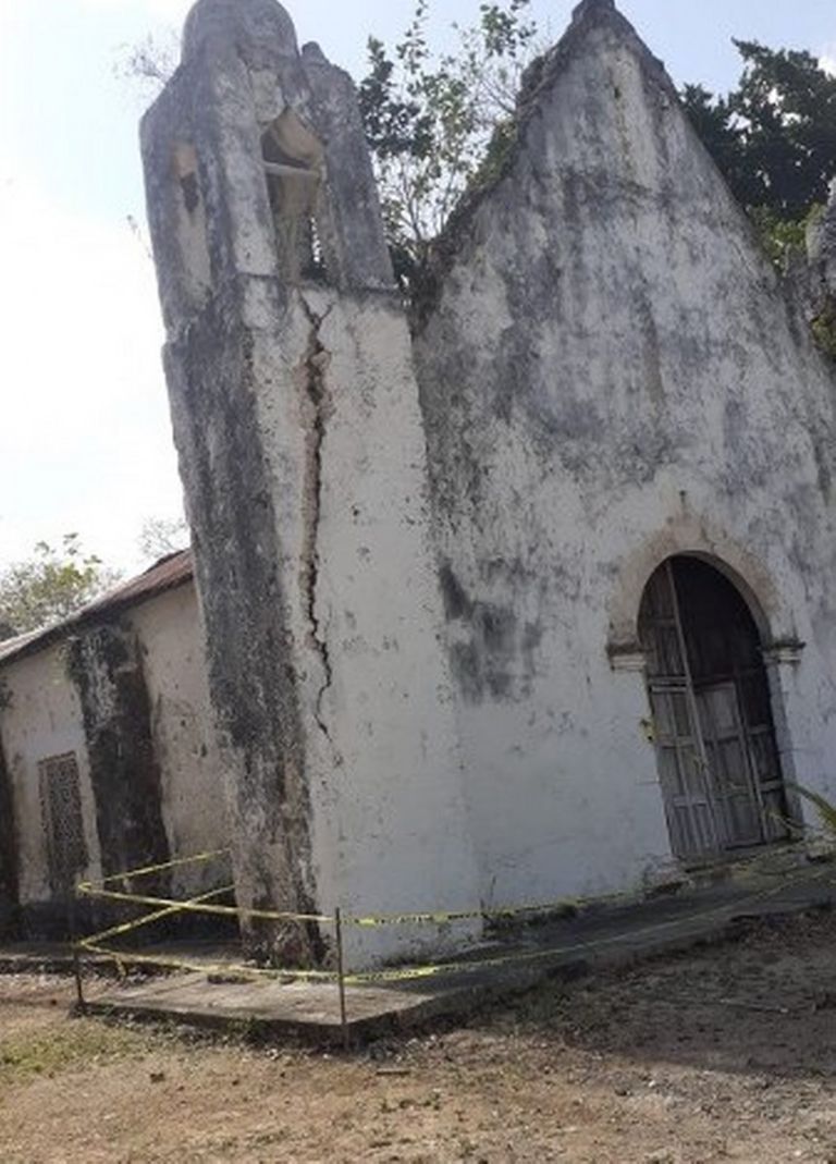 Cierran iglesia en José María Morelos en Plena Semana Santa ante alerta de colapso